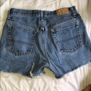 Vintage jean shorts!!